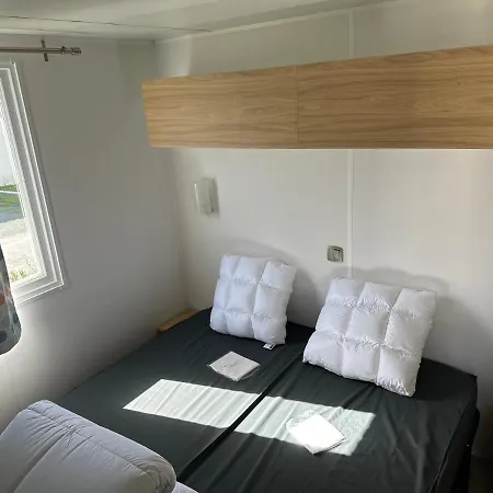Mobil Home 6 Places Tout Confort Saint-Georges-de-Didonne Exterior photo